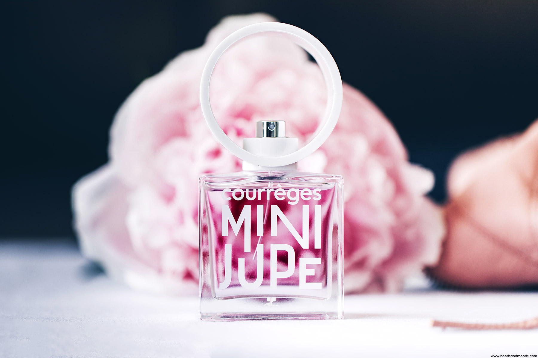 Mini Jupe, le nouveau parfum signé Courrèges !